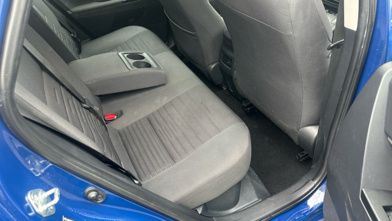 Toyota Auris 1.8 Hybrid Icon Tech TSS 5dr CVT Hybrid Estate